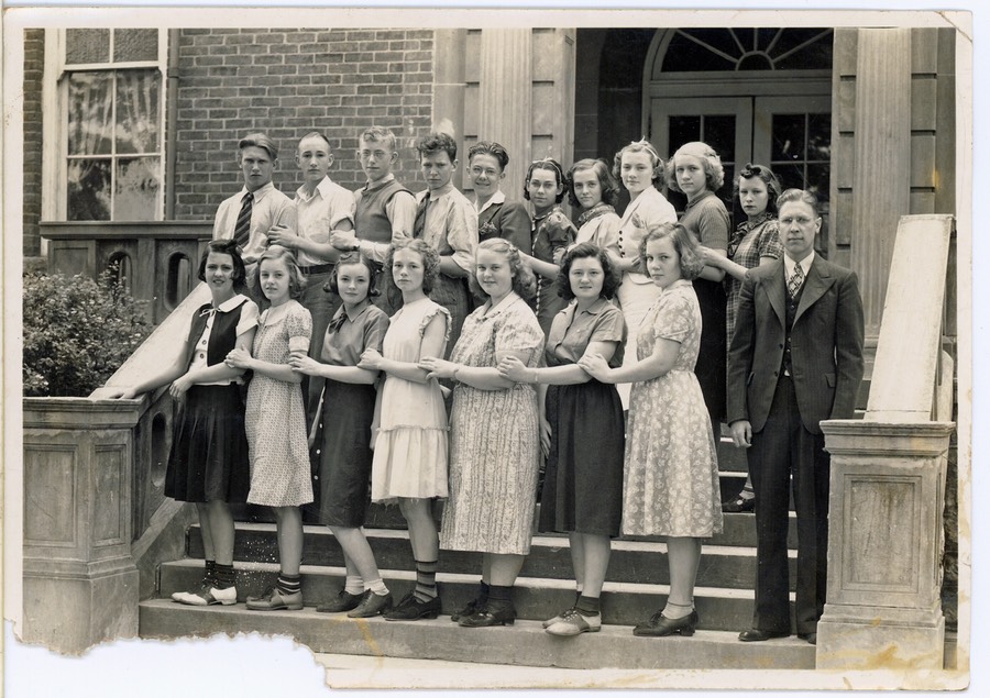 PIC_319-Green-Camp-8th-Grade-May-1939