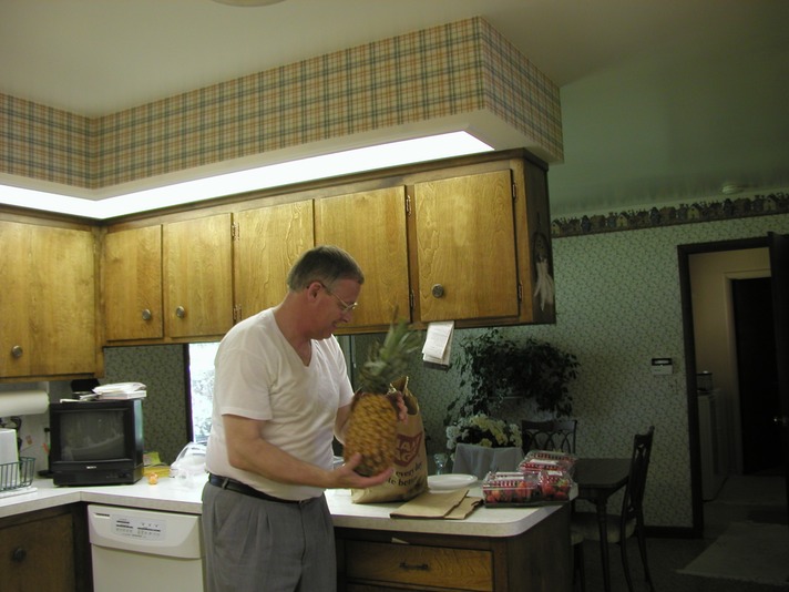 Aunt Lola 90 12.30.2002 01