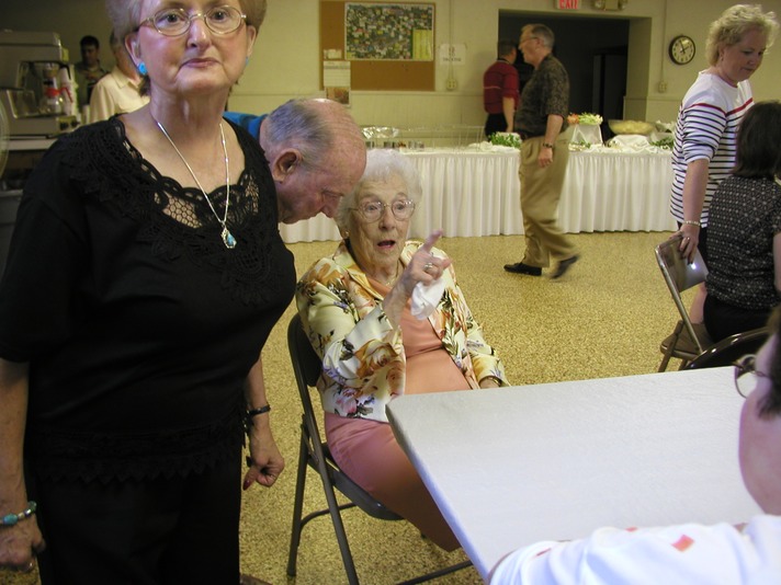 Aunt Lola 90 12.30.2002 06