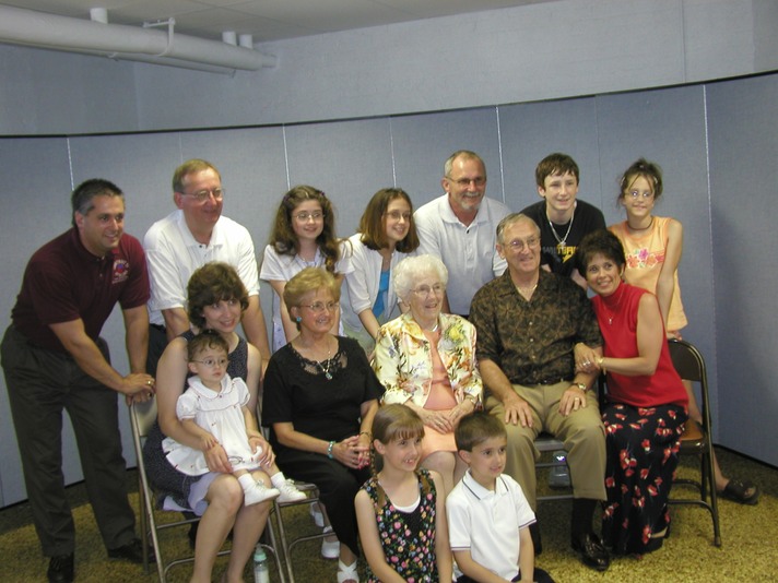 Aunt Lola 90 12.30.2002 104