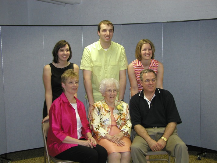 Aunt Lola 90 12.30.2002 114