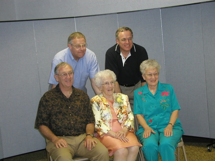 Aunt Lola 90 12.30.2002 116