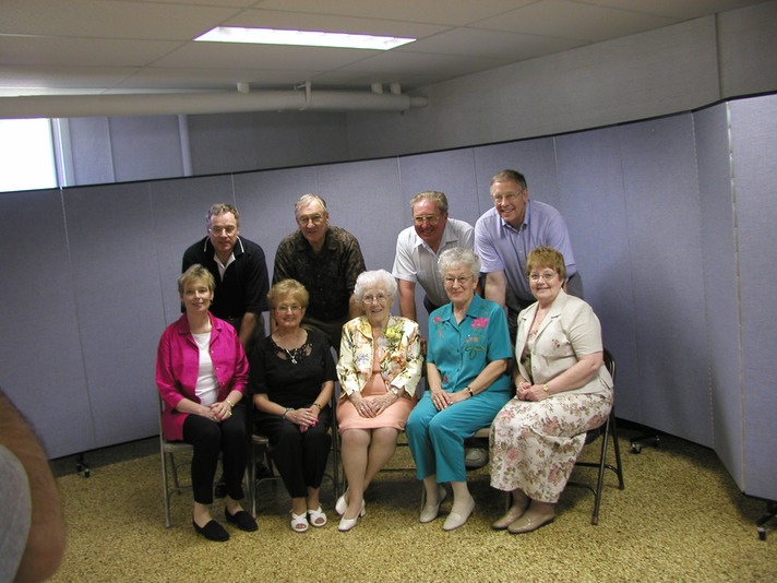 Aunt Lola 90 12.30.2002 121