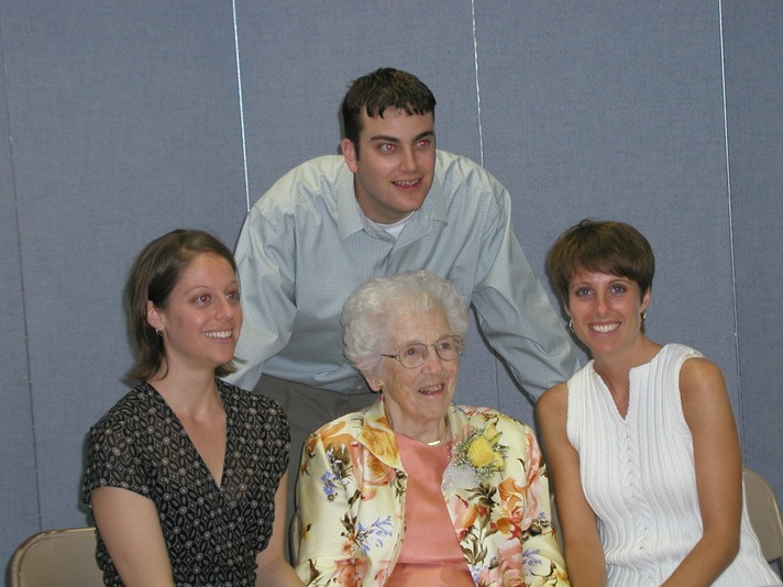 Aunt Lola 90 12.30.2002 131