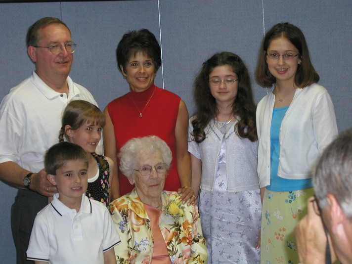 Aunt Lola 90 12.30.2002 139