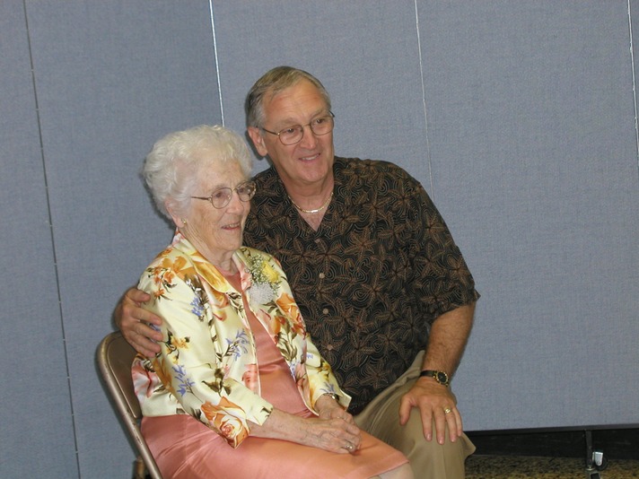 Aunt Lola 90 12.30.2002 143