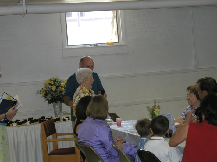 Aunt Lola 90 12.30.2002 46